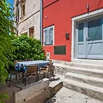 Casa Dora